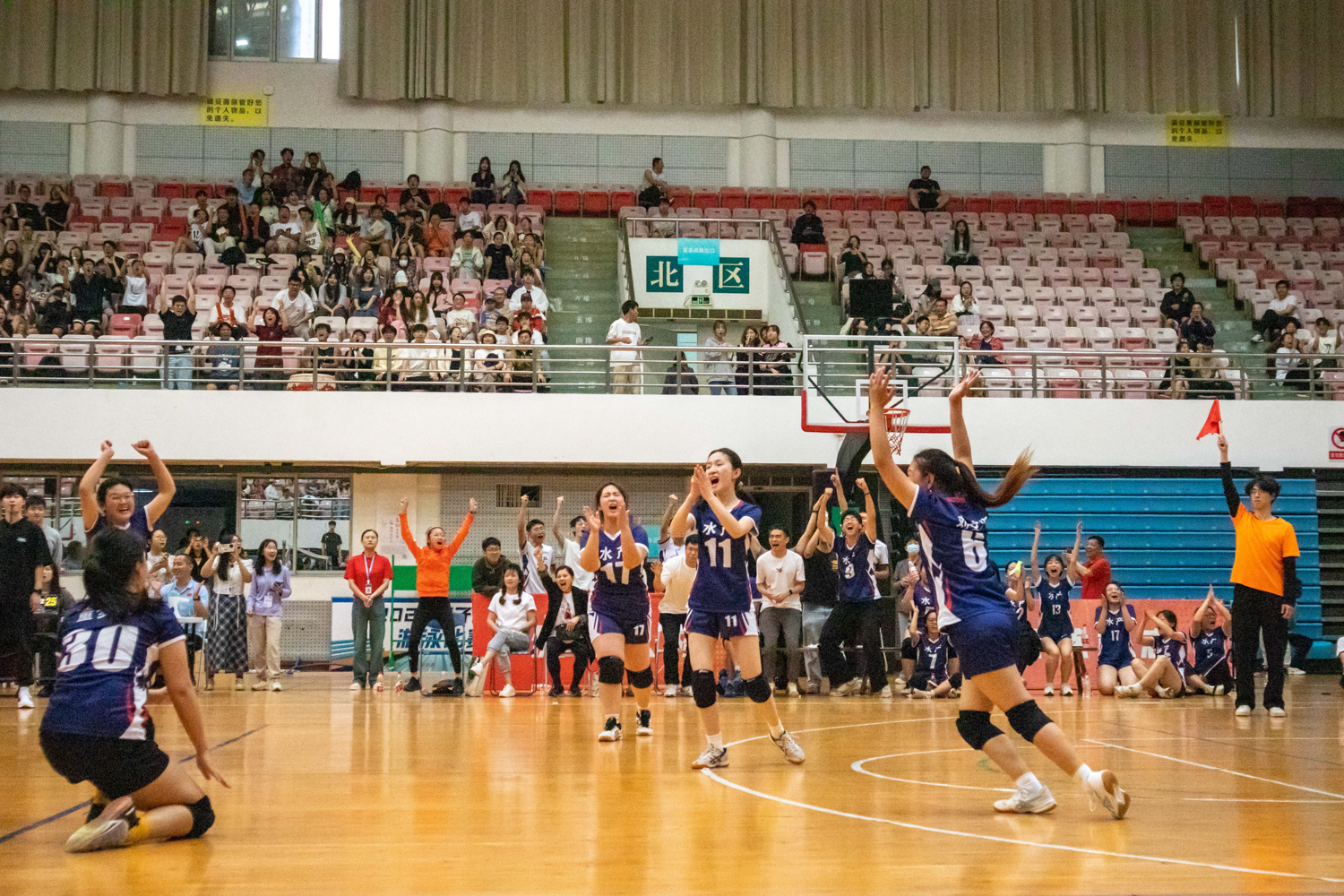 “我们是冠军!”(学通社记者 区志朗 摄)